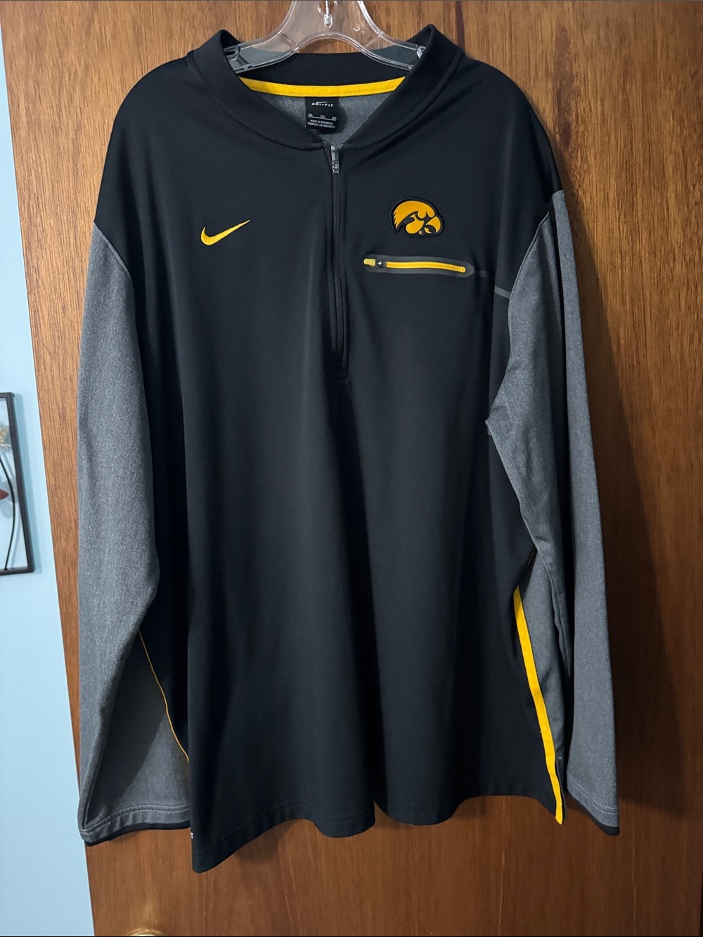 Nike Black & Gray Iowa Hawkeyes Quarter-Zip Pullover with Yellow Accents